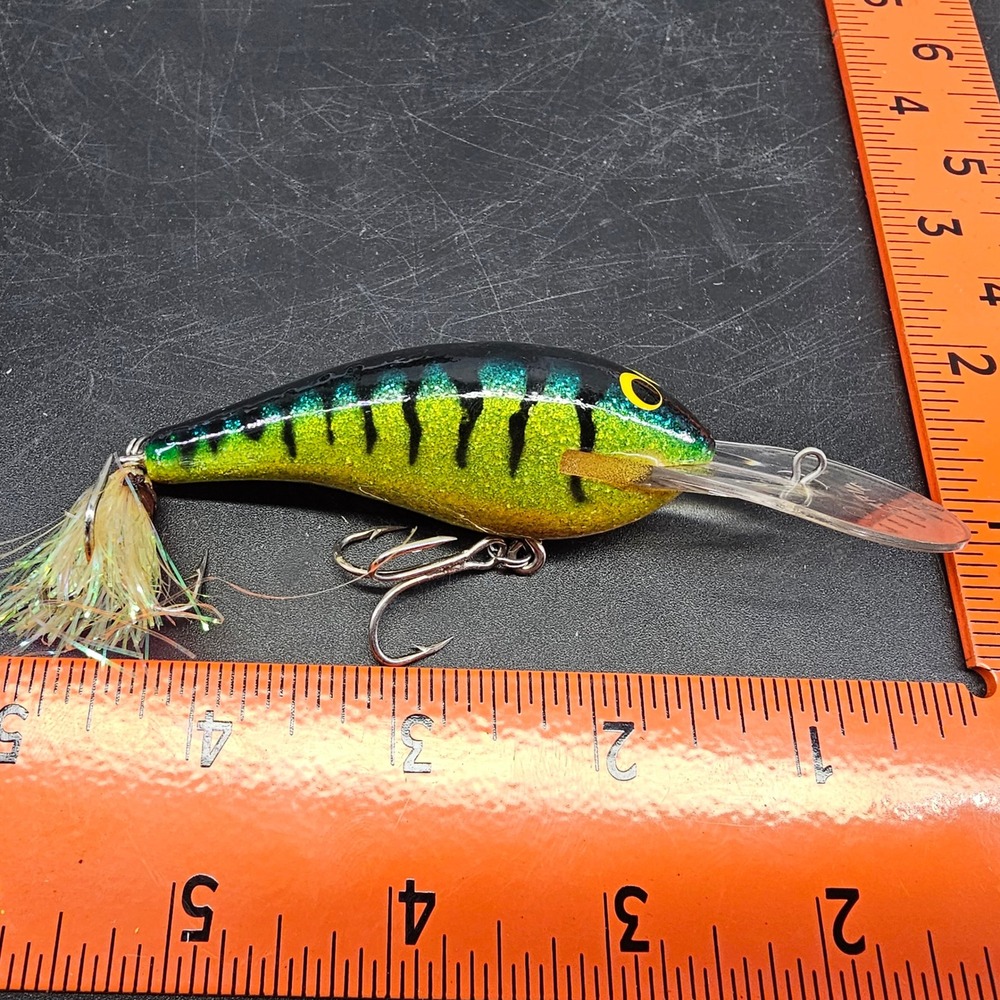 Strike King Deep Diver Crankbait Green Tiger Stripe Glitter Fishing Lure